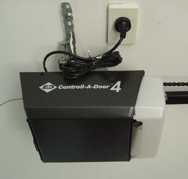 B&D Controll-A-Door 4